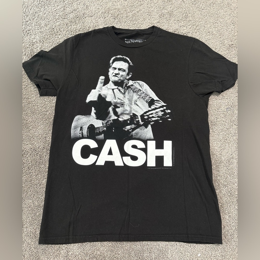 Johnny Cash Middle Finger Flip Off Graphic Tee Men’s Size M Worn 2x